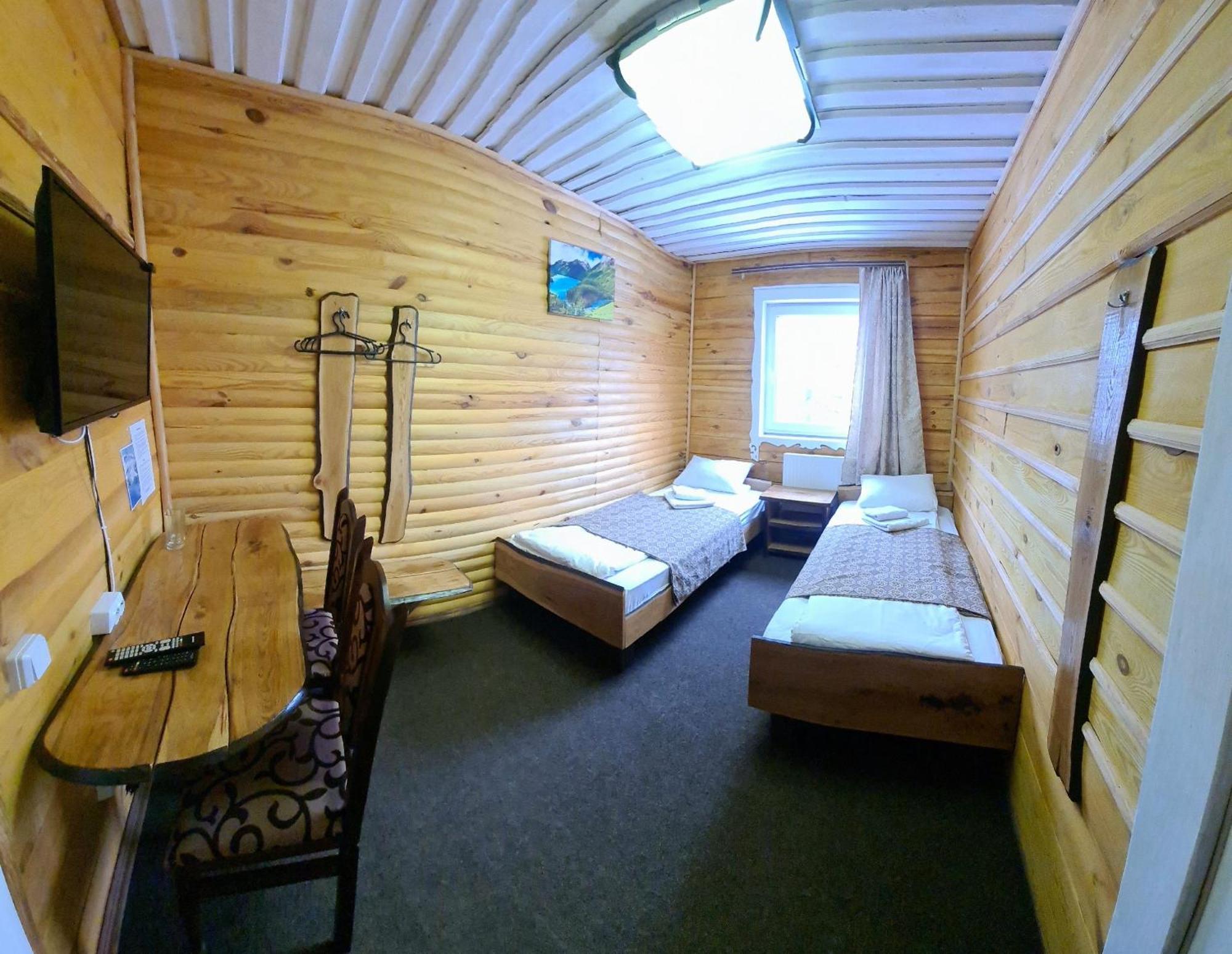 Alpin Eco Chalet & Wellness Dragobrat Ngoại thất bức ảnh
